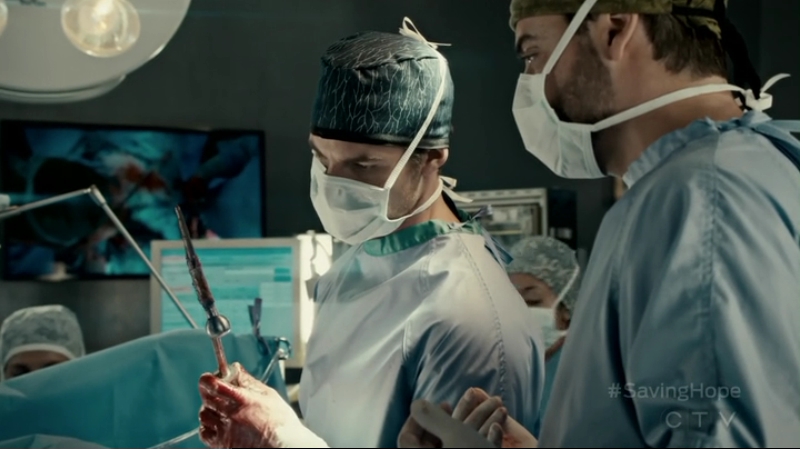 VampireDiariesWorld-dot-org_SavingHope2x12-1834.jpg