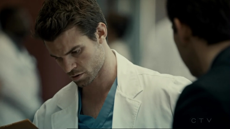 VampireDiariesWorld-dot-org_SavingHope2x12-1906.jpg