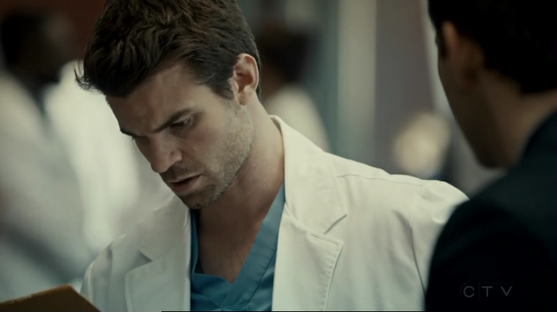 VampireDiariesWorld-dot-org_SavingHope2x12-1909.jpg