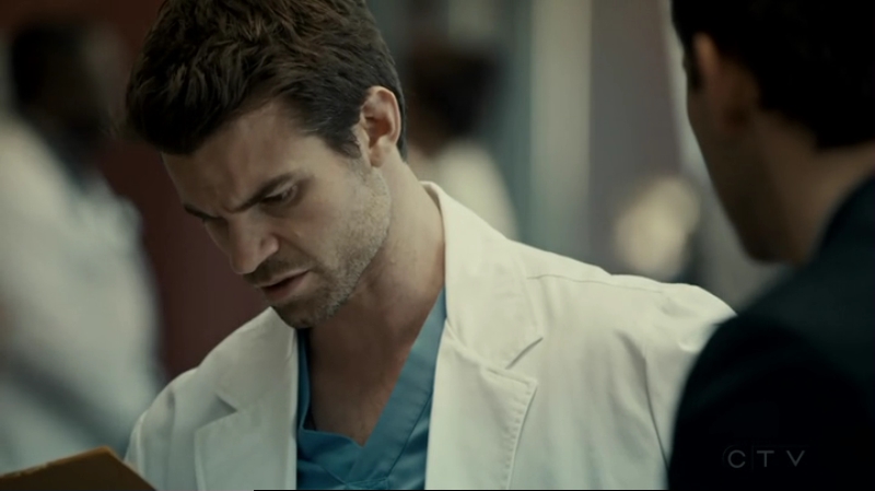 VampireDiariesWorld-dot-org_SavingHope2x12-1910.jpg