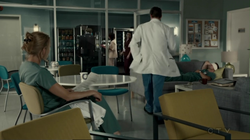 VampireDiariesWorld-dot-org_SavingHope2x12-1931.jpg