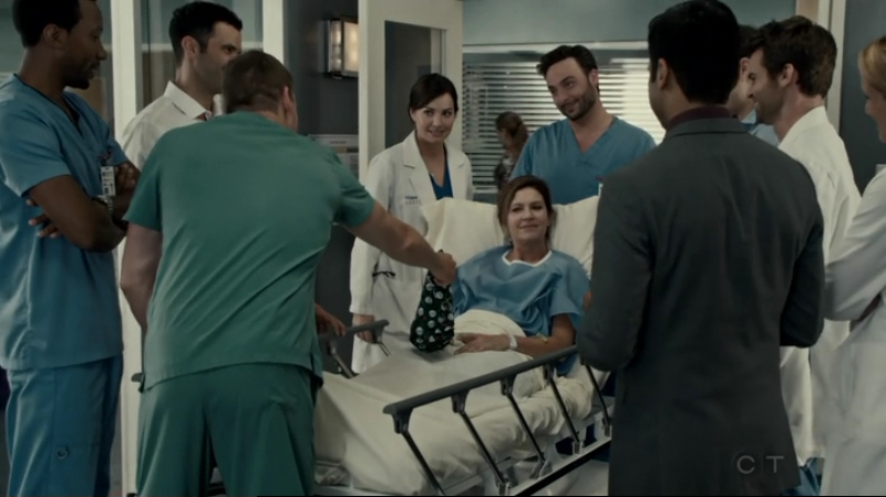 VampireDiariesWorld-dot-org_SavingHope2x12-2037.jpg