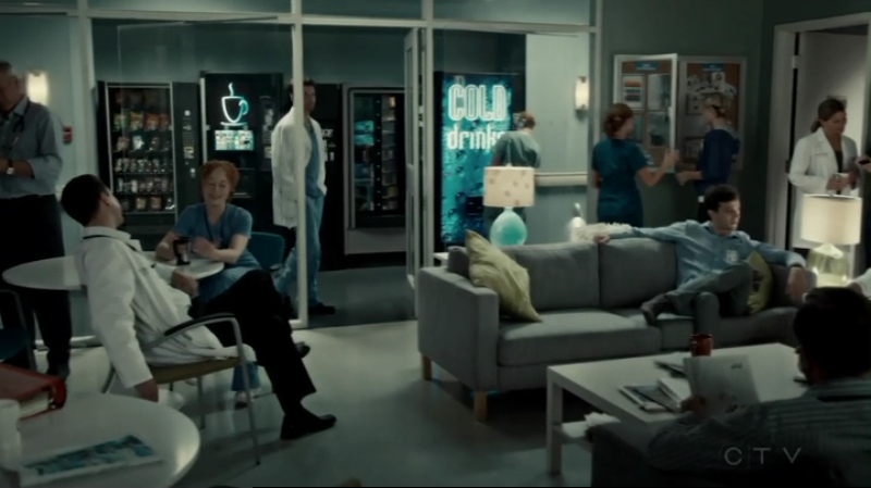 VampireDiariesWorld-dot-org_SavingHope2x12-2326.jpg