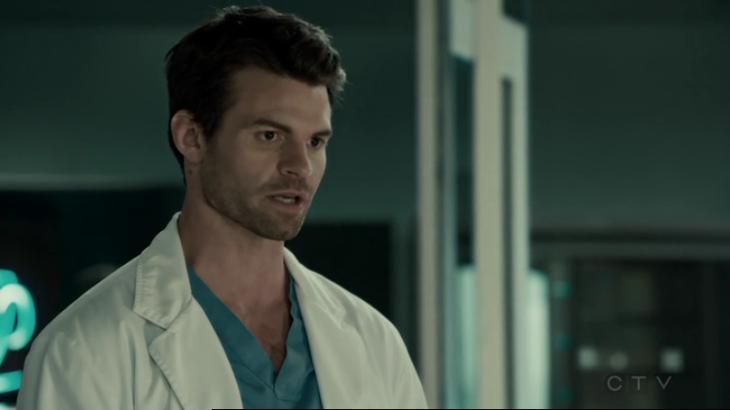 VampireDiariesWorld-dot-org_SavingHope2x12-2339.jpg