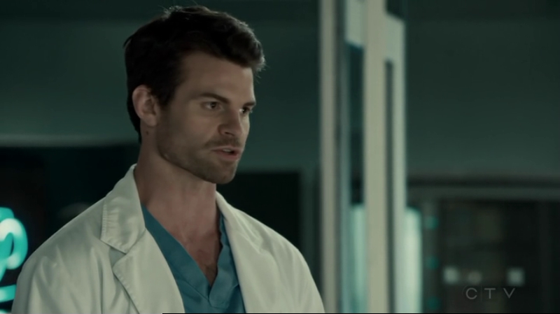 VampireDiariesWorld-dot-org_SavingHope2x12-2340.jpg