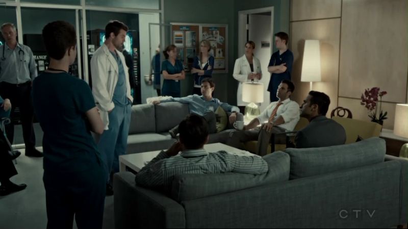 VampireDiariesWorld-dot-org_SavingHope2x12-2342.jpg