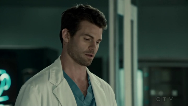 VampireDiariesWorld-dot-org_SavingHope2x12-2353.jpg