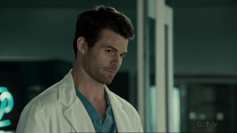 VampireDiariesWorld-dot-org_SavingHope2x12-2355.jpg