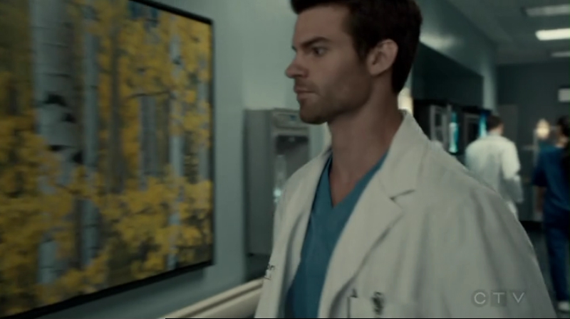 VampireDiariesWorld-dot-org_SavingHope2x12-2385.jpg