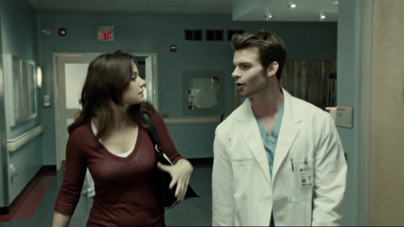 VampireDiariesWorld-dot-org_SavingHope2x14-0018.jpg