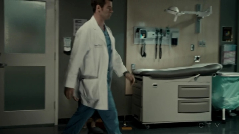 VampireDiariesWorld-dot-org_SavingHope2x15-0413.jpg