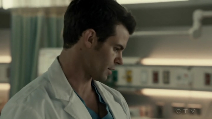 VampireDiariesWorld-dot-org_SavingHope2x16-0590.jpg