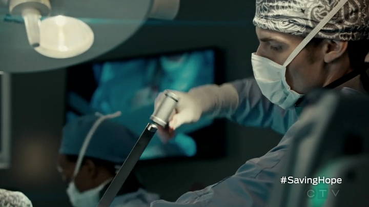 VampireDiariesWorld-dot-org_SavingHope2x16-0961.jpg