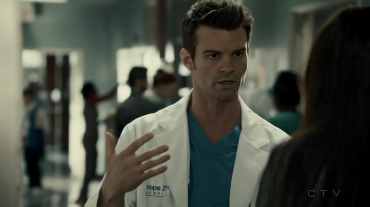 VampireDiariesWorld-dot-org_SavingHope2x16-1356.jpg