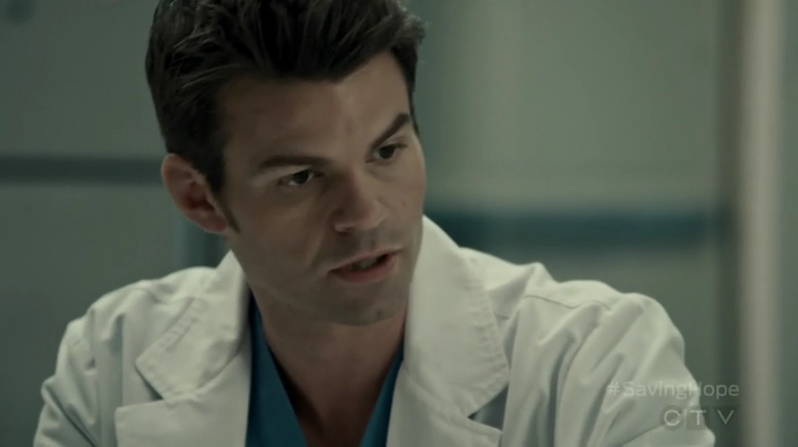 VampireDiariesWorld-dot-org_SavingHope2x16-1663.jpg