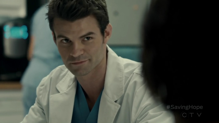 VampireDiariesWorld-dot-org_SavingHope2x16-1674.jpg