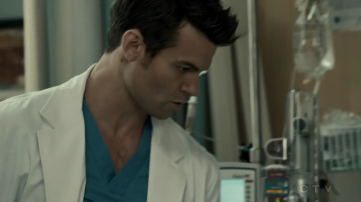 VampireDiariesWorld-dot-org_SavingHope2x16-1715.jpg