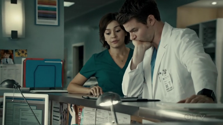 VampireDiariesWorld-dot-org_SavingHope2x16-1737.jpg