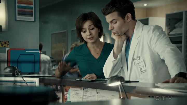 VampireDiariesWorld-dot-org_SavingHope2x16-1740.jpg