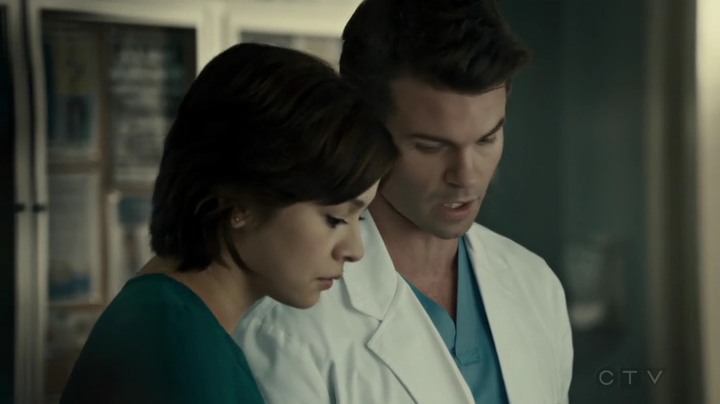 VampireDiariesWorld-dot-org_SavingHope2x16-1760.jpg