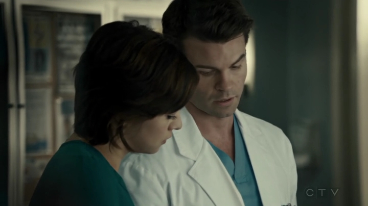 VampireDiariesWorld-dot-org_SavingHope2x16-1761.jpg