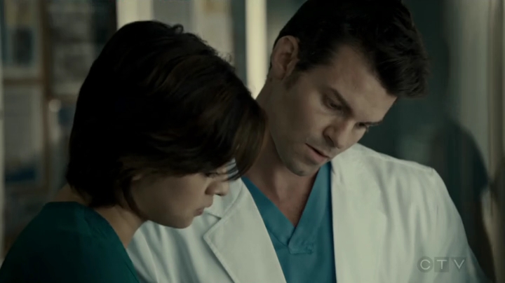 VampireDiariesWorld-dot-org_SavingHope2x16-1764.jpg