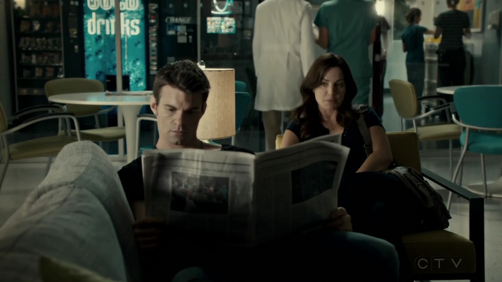 VampireDiariesWorld-dot-org_SavingHope2x16-2428.jpg