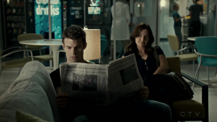 VampireDiariesWorld-dot-org_SavingHope2x16-2432.jpg