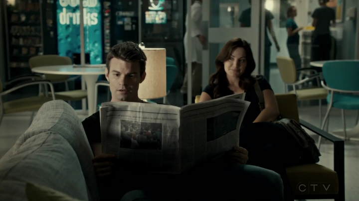 VampireDiariesWorld-dot-org_SavingHope2x16-2433.jpg