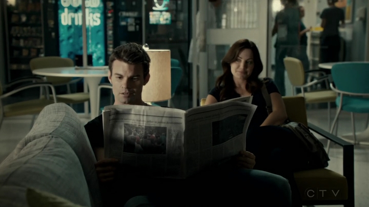 VampireDiariesWorld-dot-org_SavingHope2x16-2434.jpg