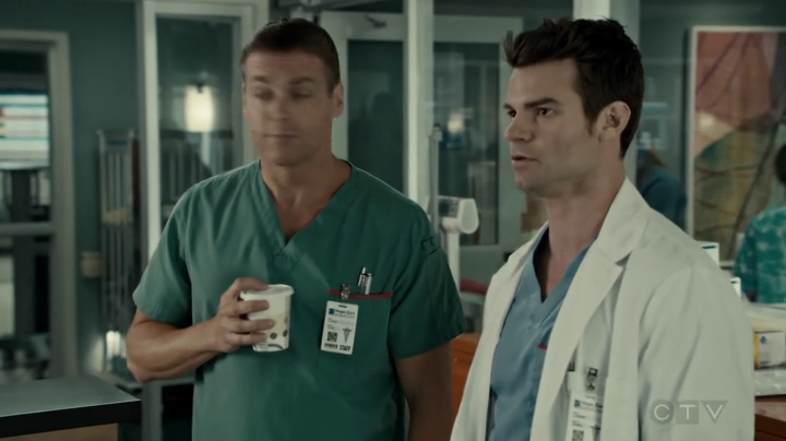 VampireDiariesWorld-dot-org_SavingHope2x17-0494.jpg