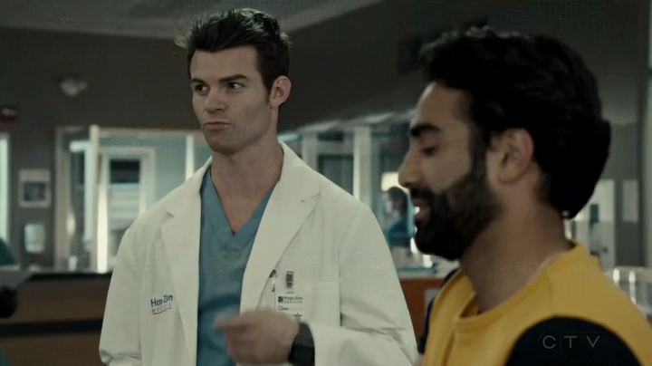 VampireDiariesWorld-dot-org_SavingHope2x17-0526.jpg