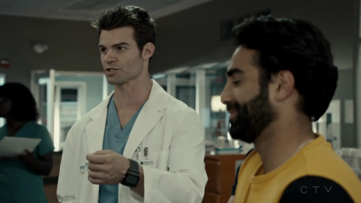 VampireDiariesWorld-dot-org_SavingHope2x17-0527.jpg