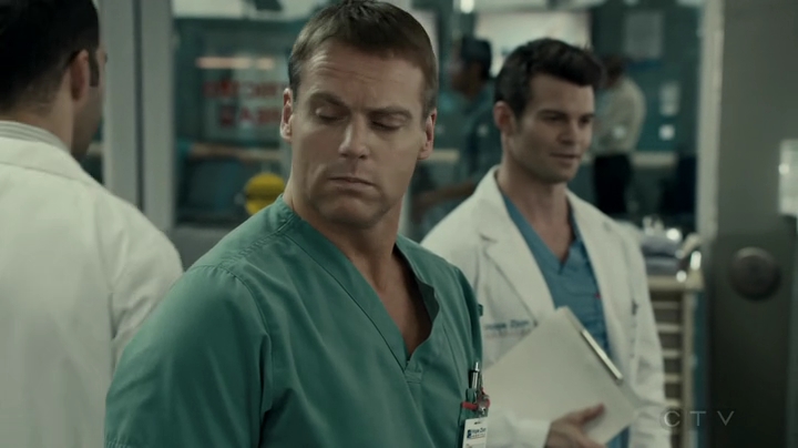 VampireDiariesWorld-dot-org_SavingHope2x17-0536.jpg