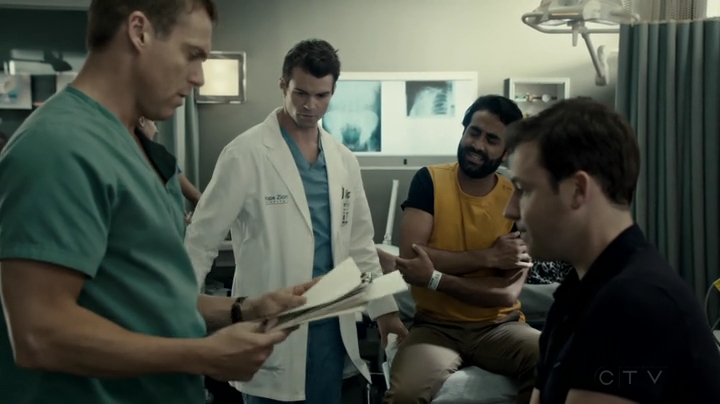 VampireDiariesWorld-dot-org_SavingHope2x17-0567.jpg