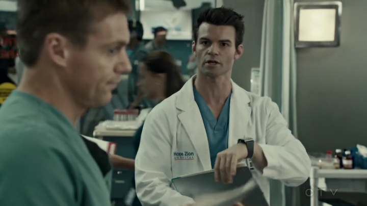 VampireDiariesWorld-dot-org_SavingHope2x17-0573.jpg