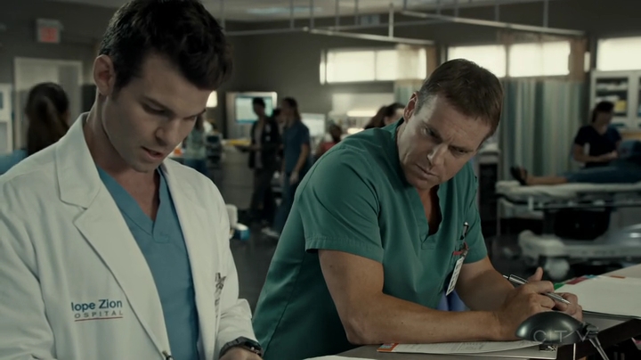 VampireDiariesWorld-dot-org_SavingHope2x17-1576.jpg