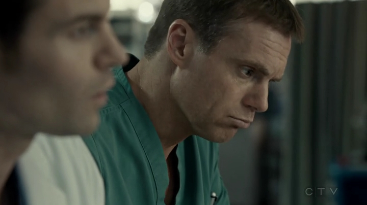 VampireDiariesWorld-dot-org_SavingHope2x17-1578.jpg