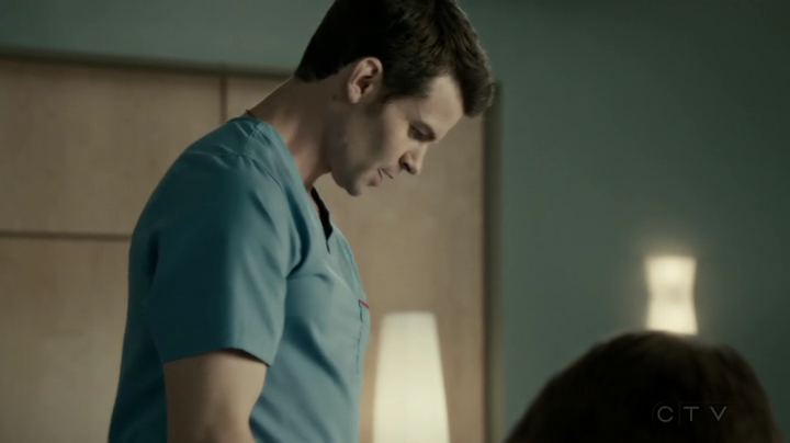 VampireDiariesWorld-dot-org_SavingHope2x17-2421.jpg