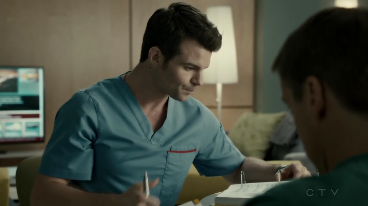 VampireDiariesWorld-dot-org_SavingHope2x17-2443.jpg