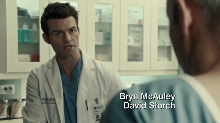 VampireDiariesWorld-dot-org_SavingHope2x18-0119.jpg