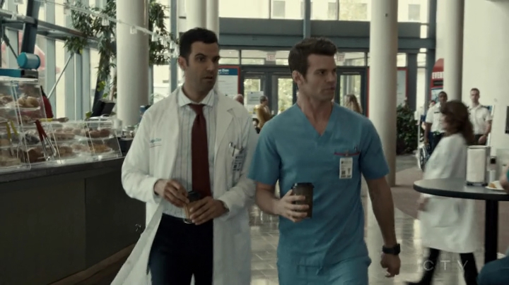 VampireDiariesWorld-dot-org_SavingHope2x18-0242.jpg