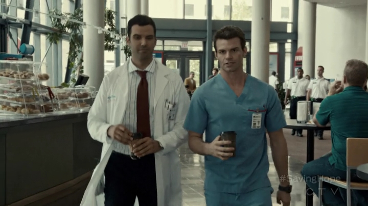 VampireDiariesWorld-dot-org_SavingHope2x18-0243.jpg