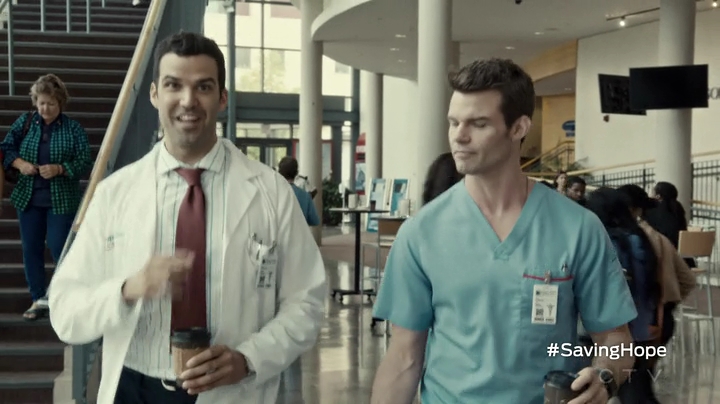 VampireDiariesWorld-dot-org_SavingHope2x18-0250.jpg