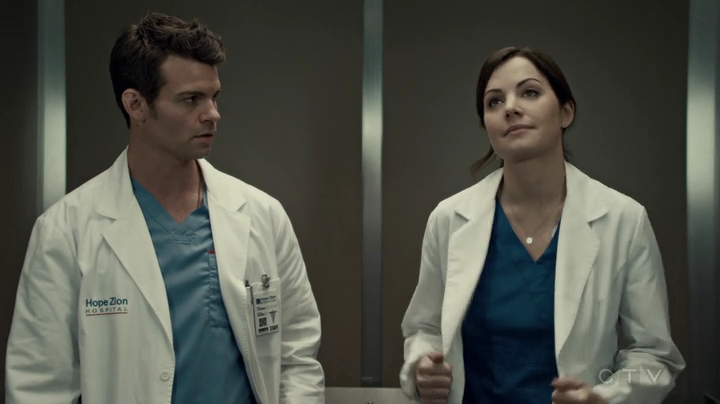 VampireDiariesWorld-dot-org_SavingHope2x18-0541.jpg