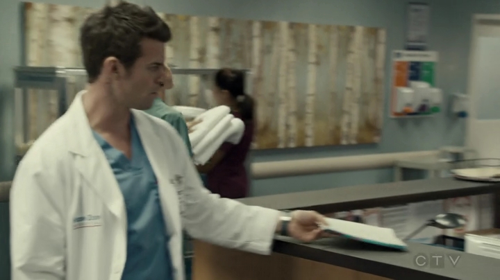 VampireDiariesWorld-dot-org_SavingHope2x18-0686.jpg