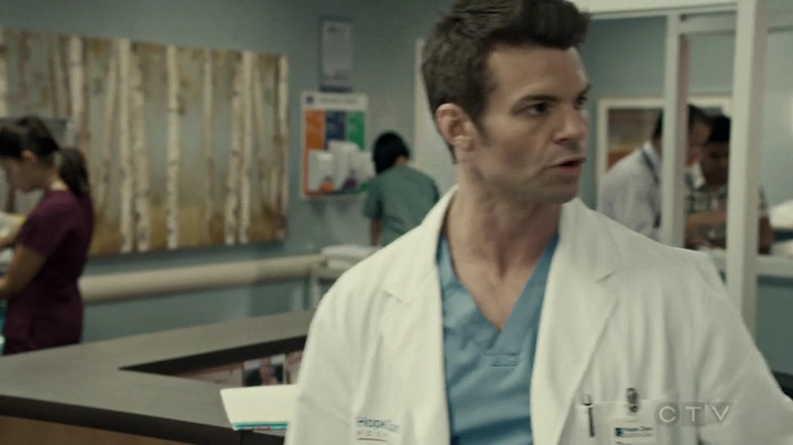 VampireDiariesWorld-dot-org_SavingHope2x18-0692.jpg