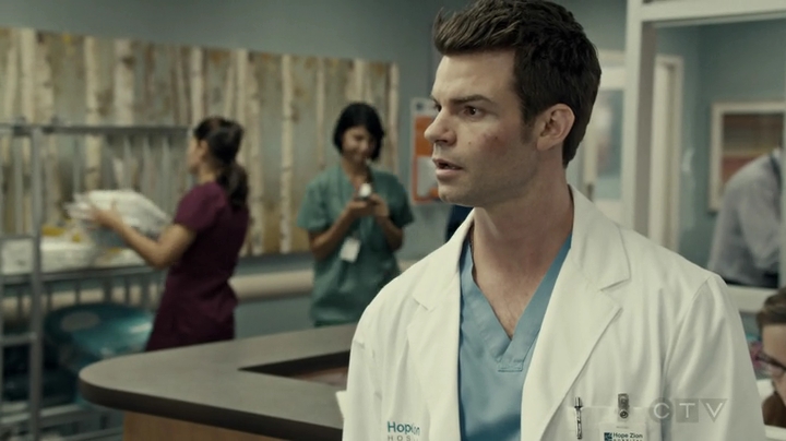 VampireDiariesWorld-dot-org_SavingHope2x18-0695.jpg