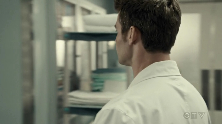 VampireDiariesWorld-dot-org_SavingHope2x18-0698.jpg