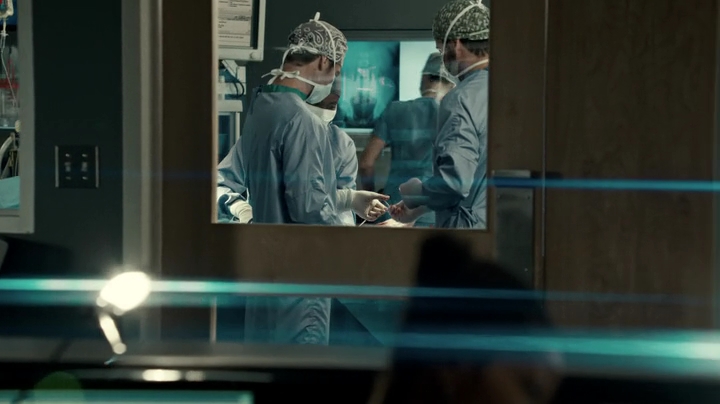 VampireDiariesWorld-dot-org_SavingHope2x18-0797.jpg